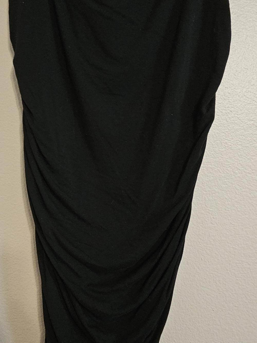 BOLD elements Black Ruched Midi Skirt